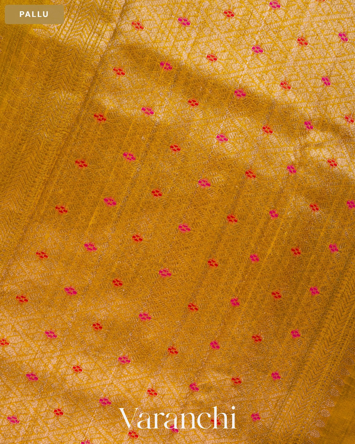 Turmeric Yellow Borderless Pure Raw Silk Handloom Saree — Pallu