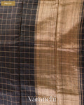Black Checkered Pure Raw Silk Handloom Saree — Pallu