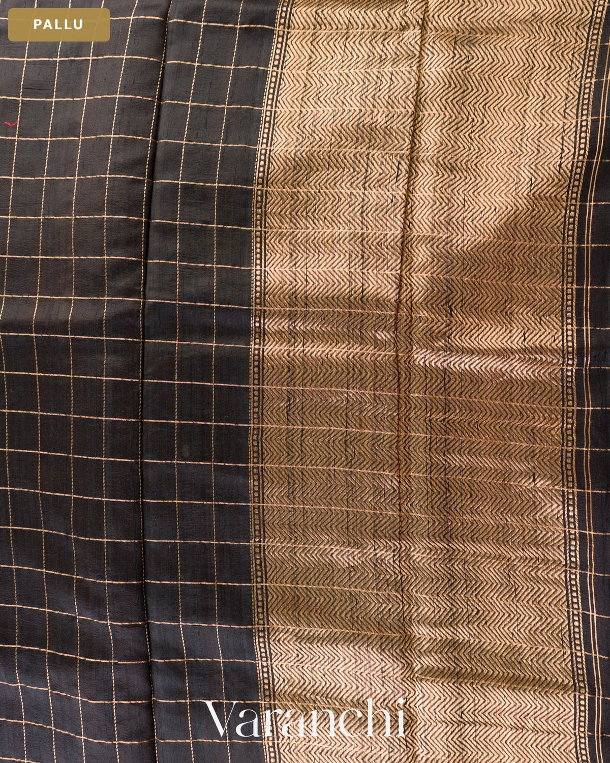 Black Checkered Pure Raw Silk Handloom Saree — Pallu