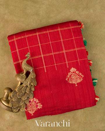 Crimson Red Checkered Pure Raw Silk Handloom Saree — Folded