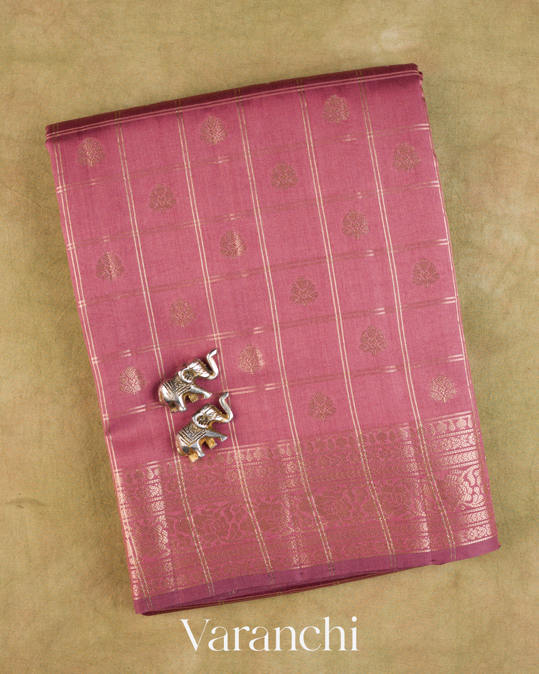 Mauve Pink Checkered Pure Chiniya Silk Saree — Folded