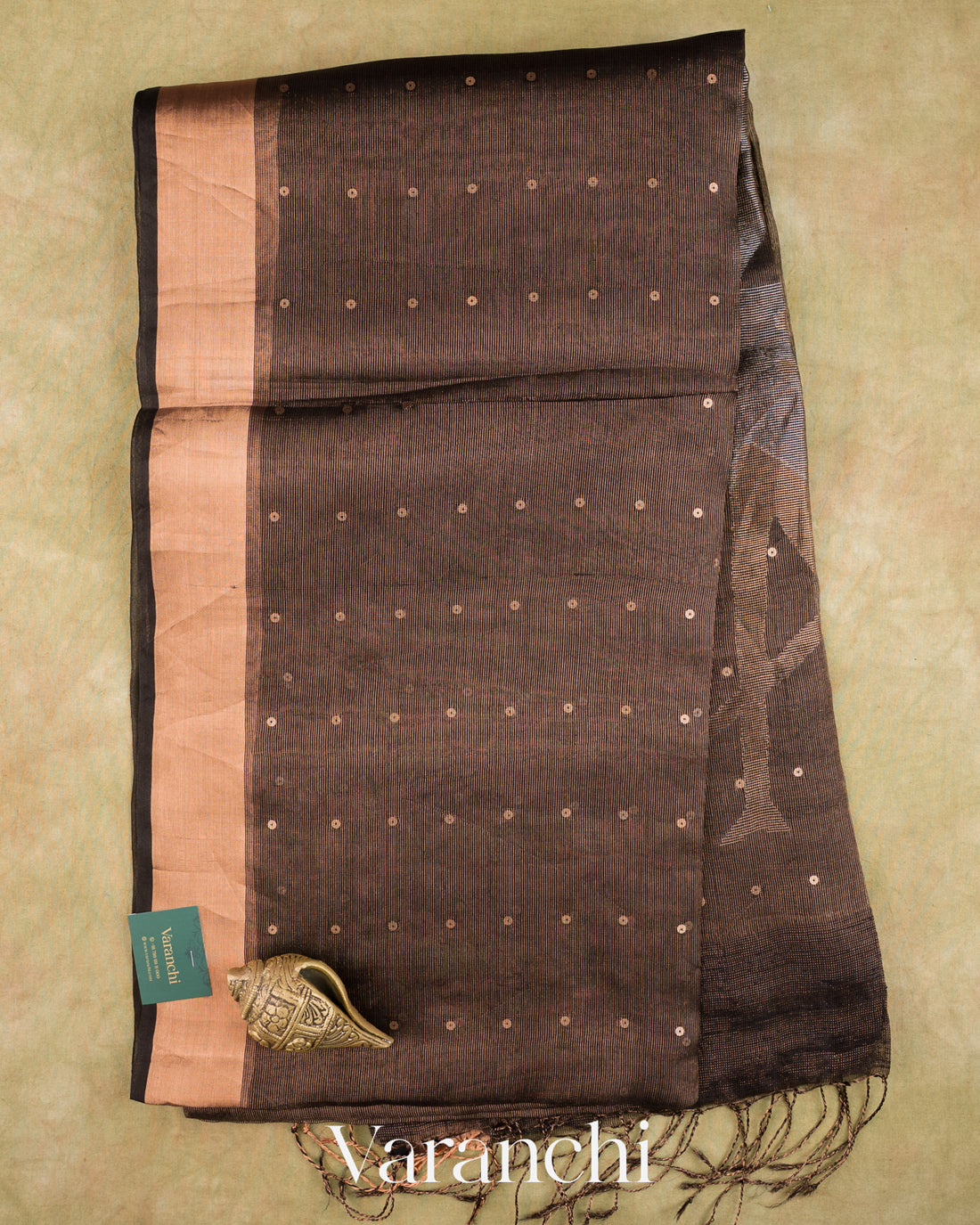Black Sequin with Floral Jamdani Pure Muslin Silk Handloom Saree — Full Saree