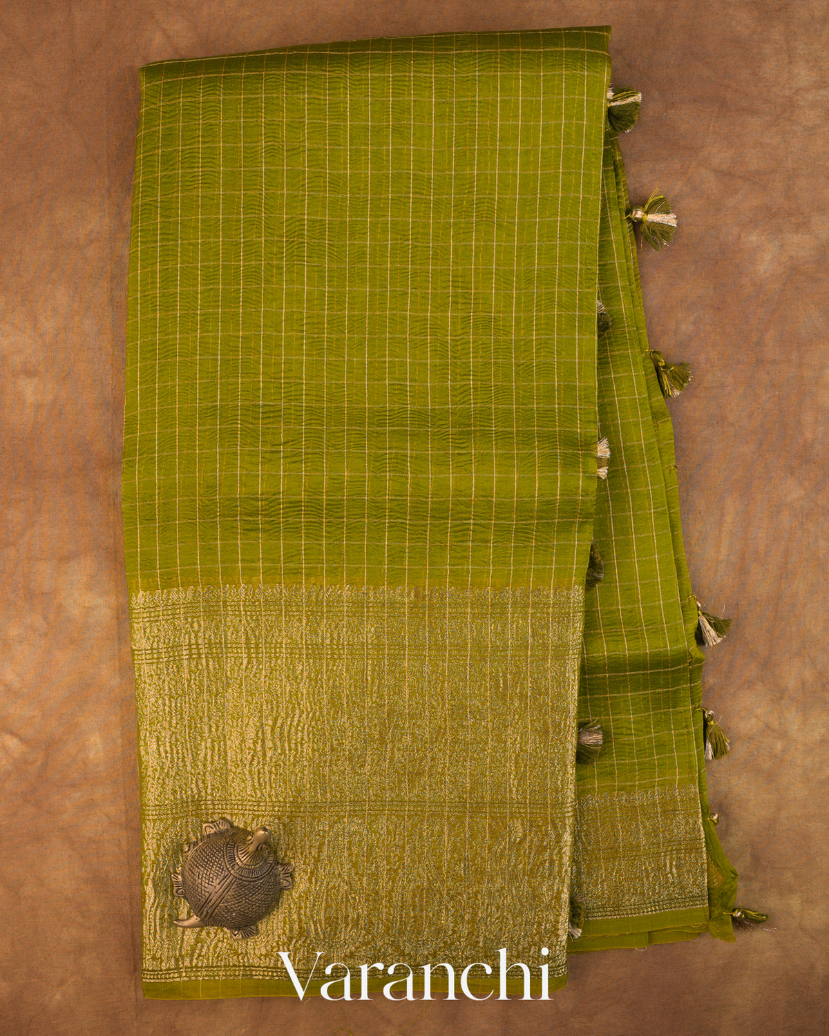 Mehandi Green Checkered Pure Crush Kora Silk Saree — Full Saree