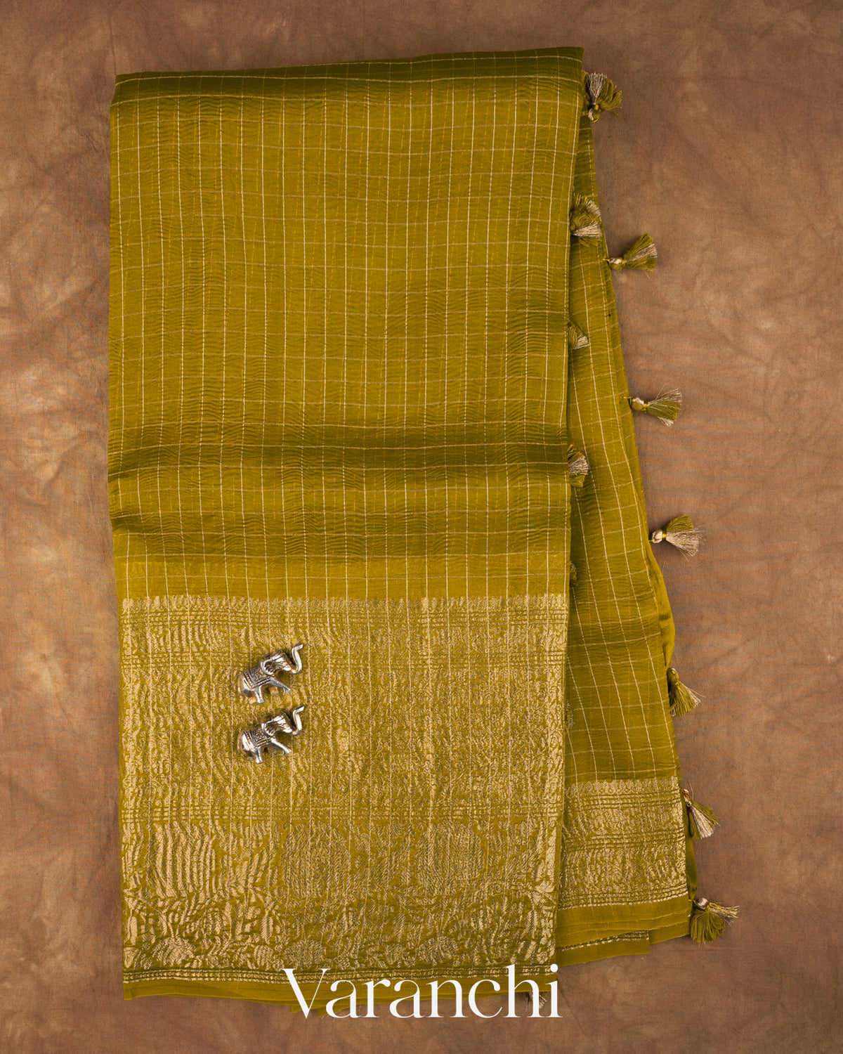 Mehandi Green Checkered Pure Crush Kora Silk Saree — Full Saree