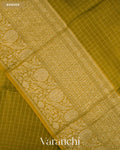 Mehandi Green Checkered Pure Crush Kora Silk Saree — Border
