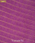 Lavender Checkered Pure Crush Kora Silk Saree — Body