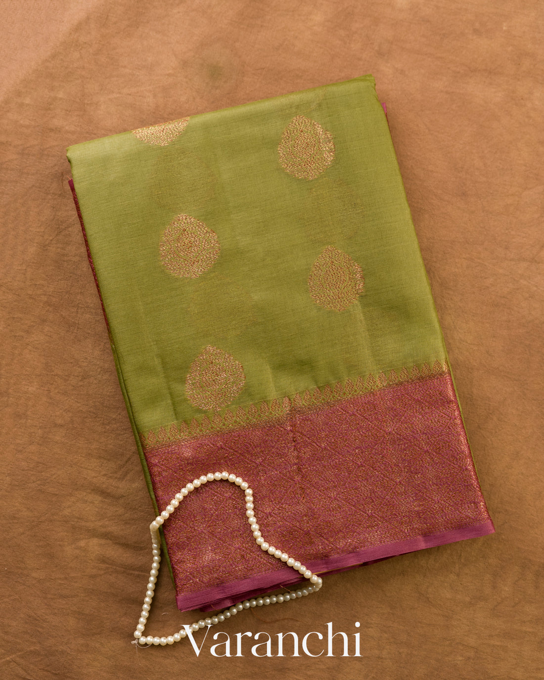 Mehandi Green Pure Tussar Silk Saree — Folded