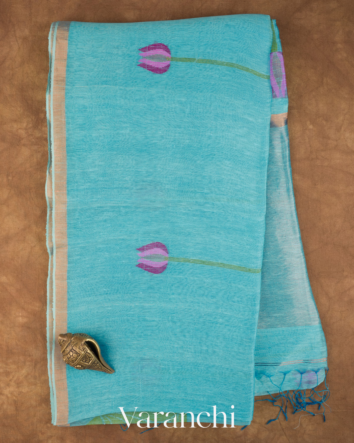 Cyan Blue Lotus Jamdani Pure Silk Linen Handloom Saree — Full Saree