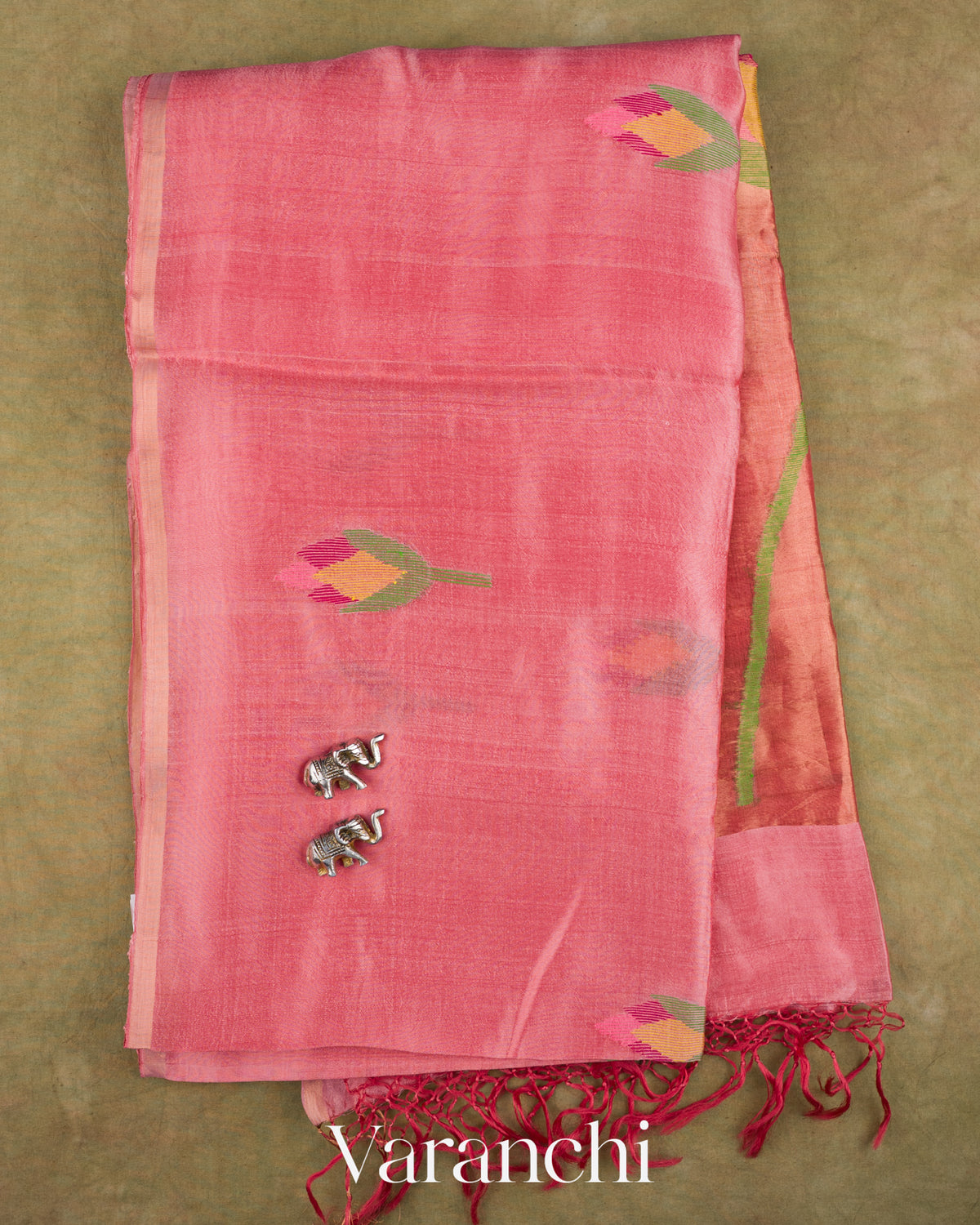 Baby Pink Jamdani Pure Mulberry Silk Handloom Saree — Folded