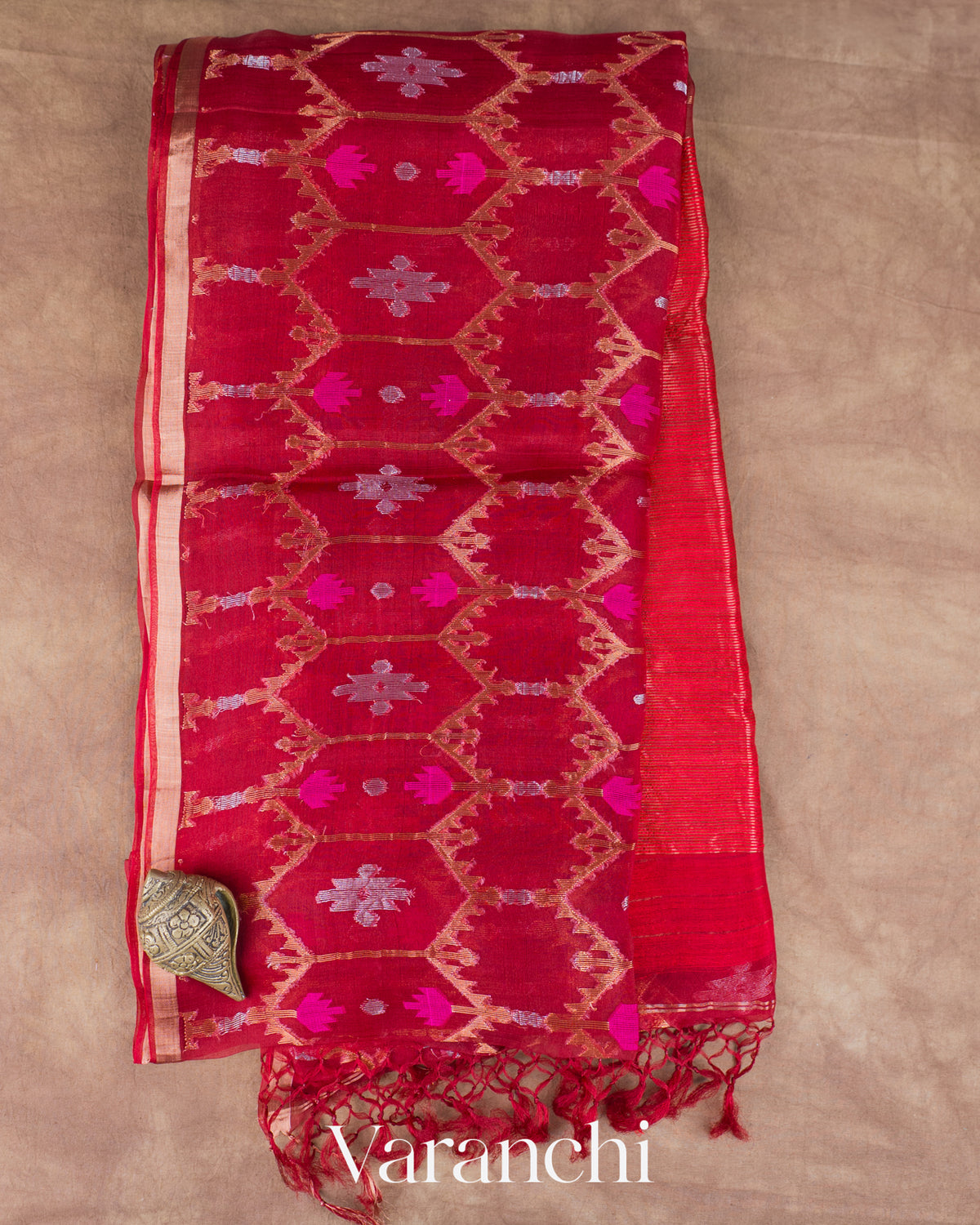 Cherry Red Jamdani Pure Muslin Silk Handloom Saree — Full Saree