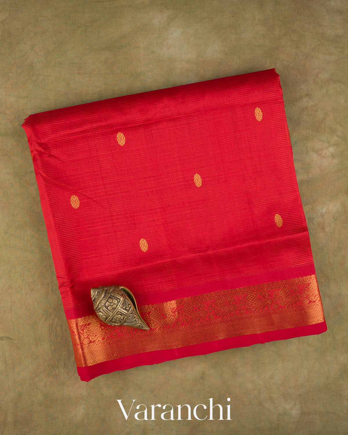 Bright Red Pure Kanchipuram Silk Cotton Handloom Saree — Folded