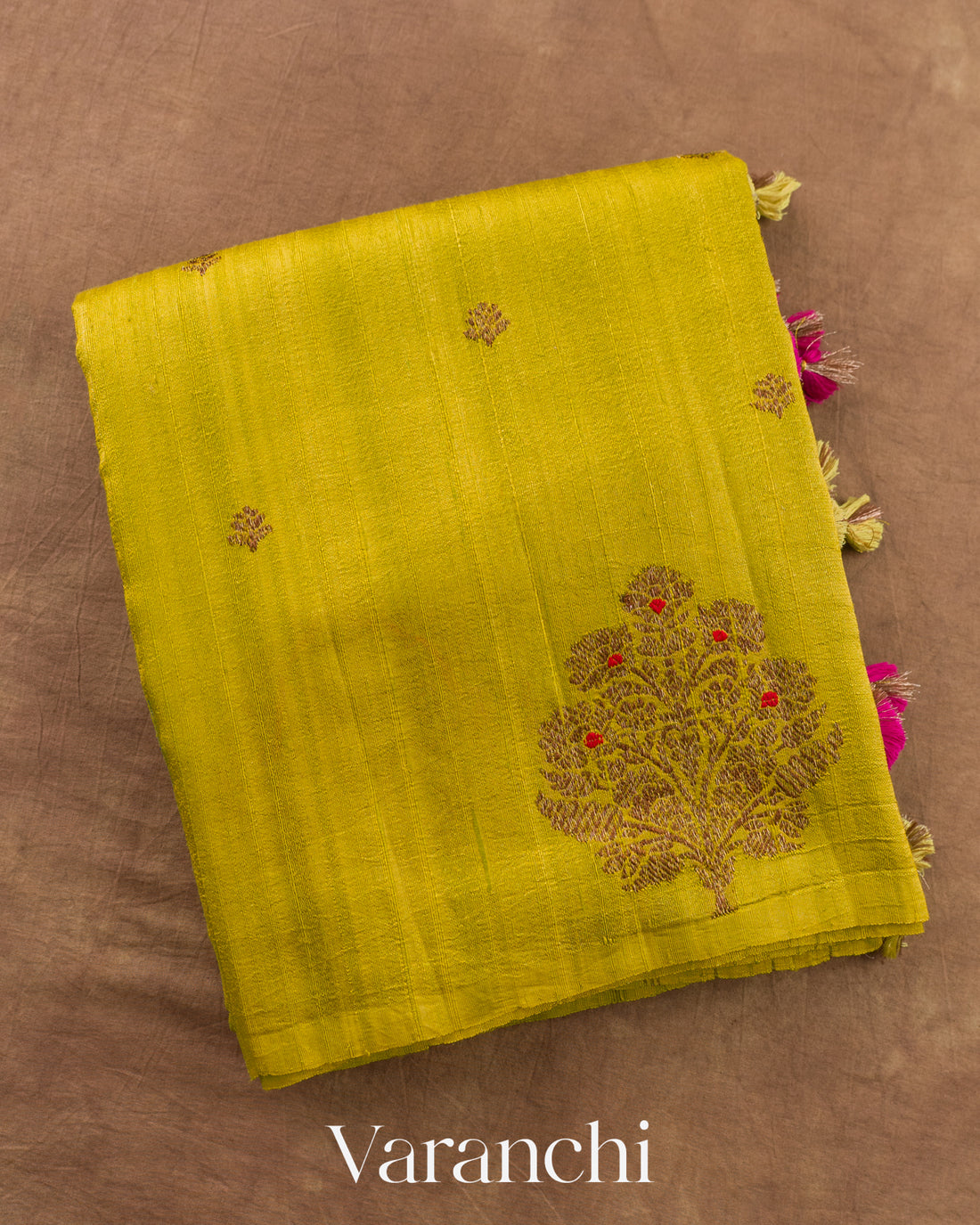 Lime Green Borderless Pure Raw Silk Handloom Saree — Folded