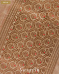 Ivory Borderless Pure Raw Silk Handloom Saree — Pallu