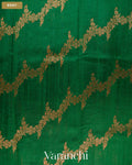 Bottle Green Floral Lehariya Pure Raw Silk Handloom Saree — Body