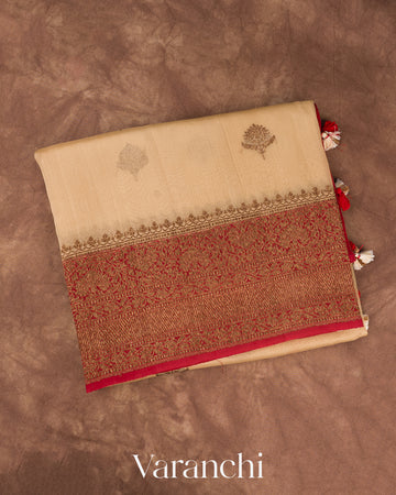 Ivory Pure Kora Silk Handloom Saree — Folded