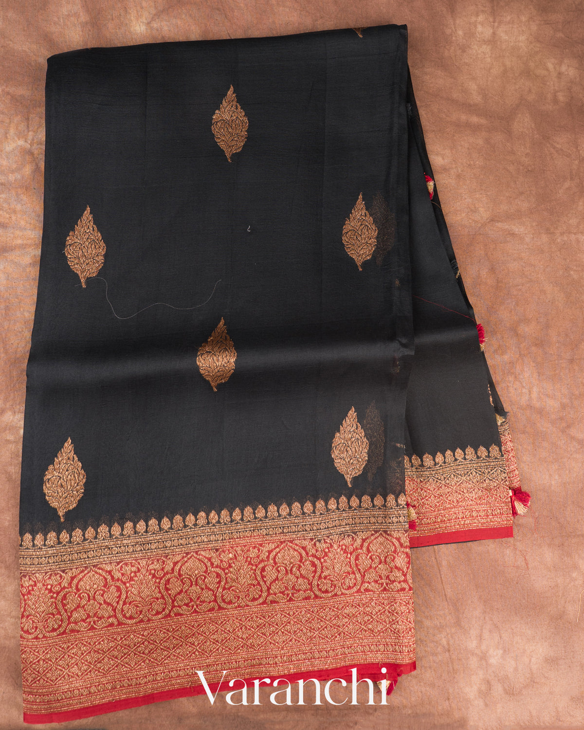 Black Pure Kora Silk Handloom Saree — Full Saree