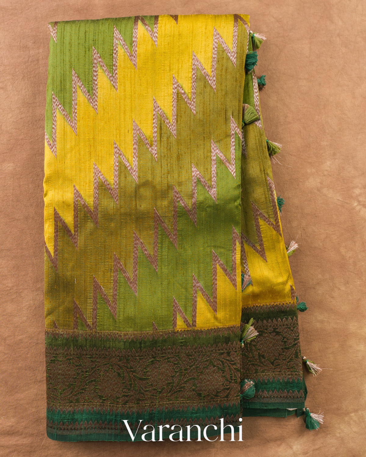 Green Tricolour Rangkaat Pure Raw Silk Handloom Saree — Full Saree