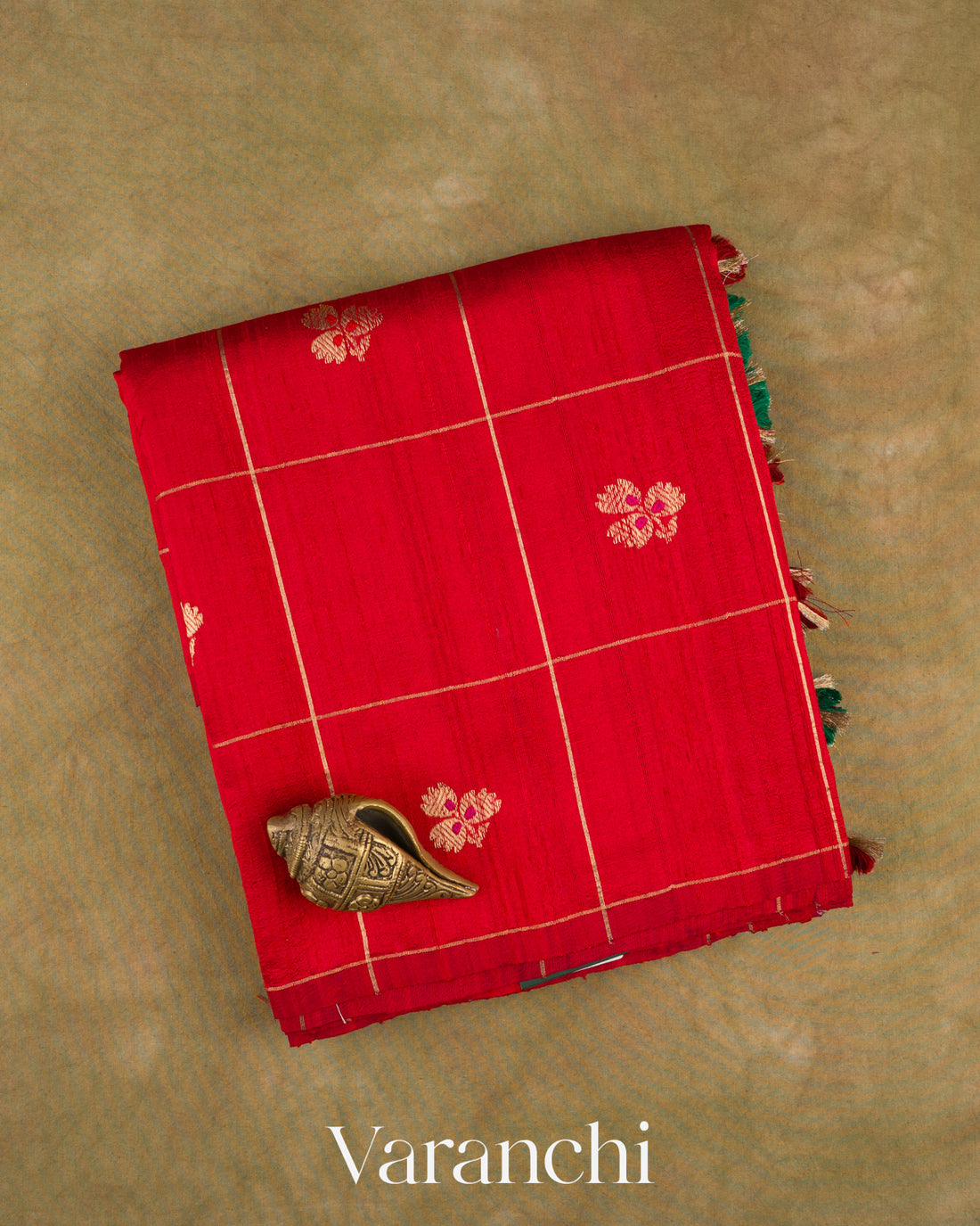 Chilly Red Checkered Pure Raw Silk Handloom Saree — Folded