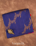 Deep Violet Borderless Lehariya Pure Raw Silk Handloom Saree — Folded