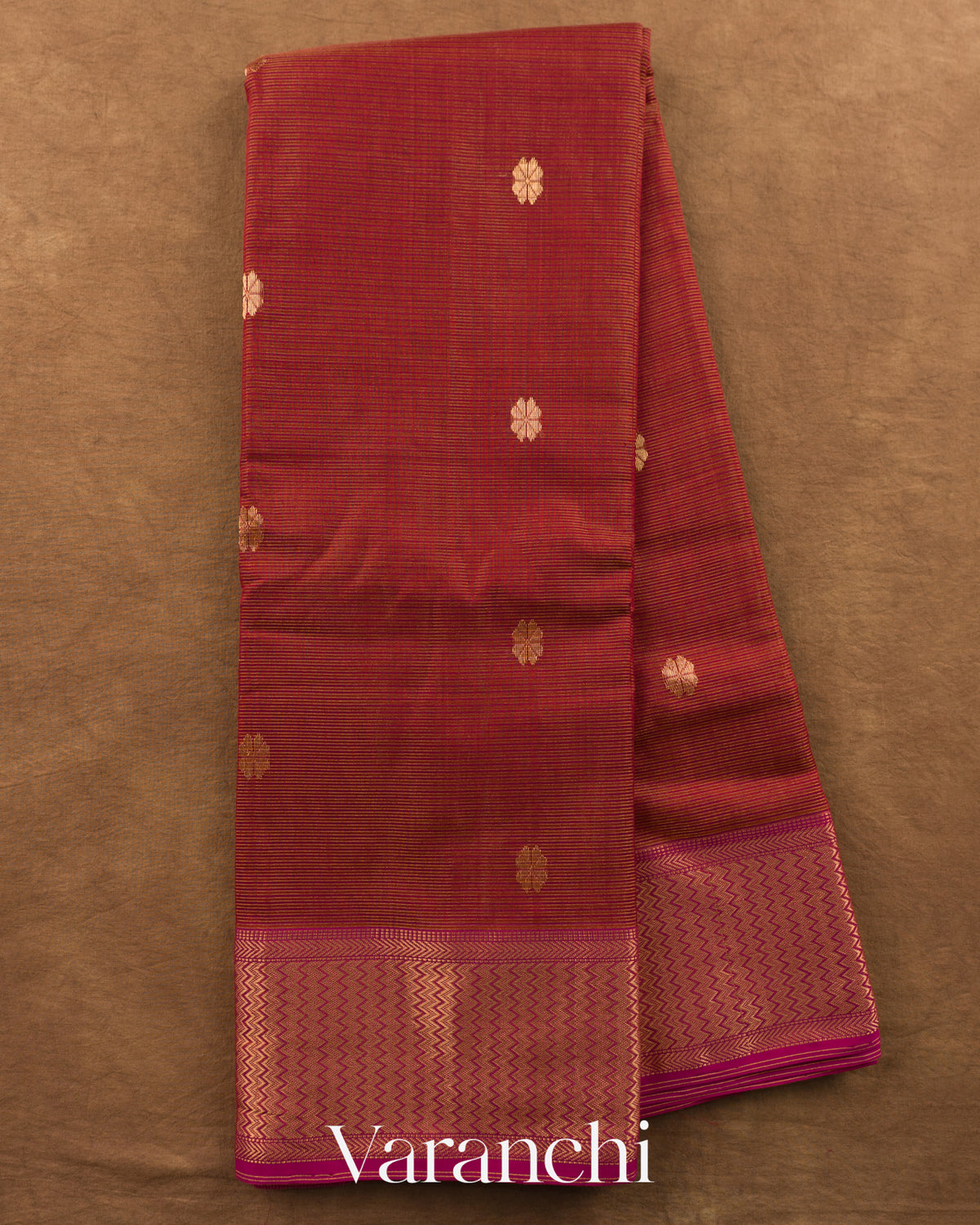 Maroon Zigzag Borderd Pure Maheshwari Silk Cotton Handloom Saree — Full Saree