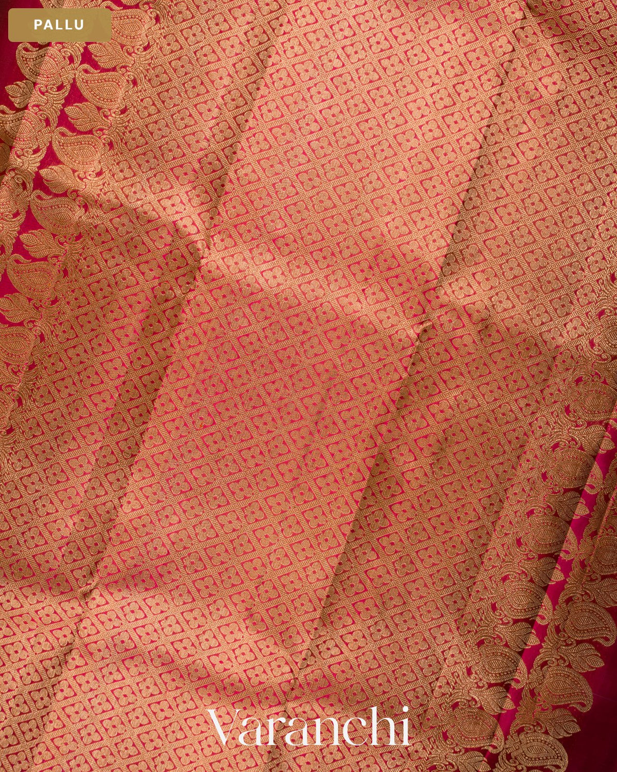 Beige Checkered Pure Kanchipuram Silk Handloom Saree — Pallu