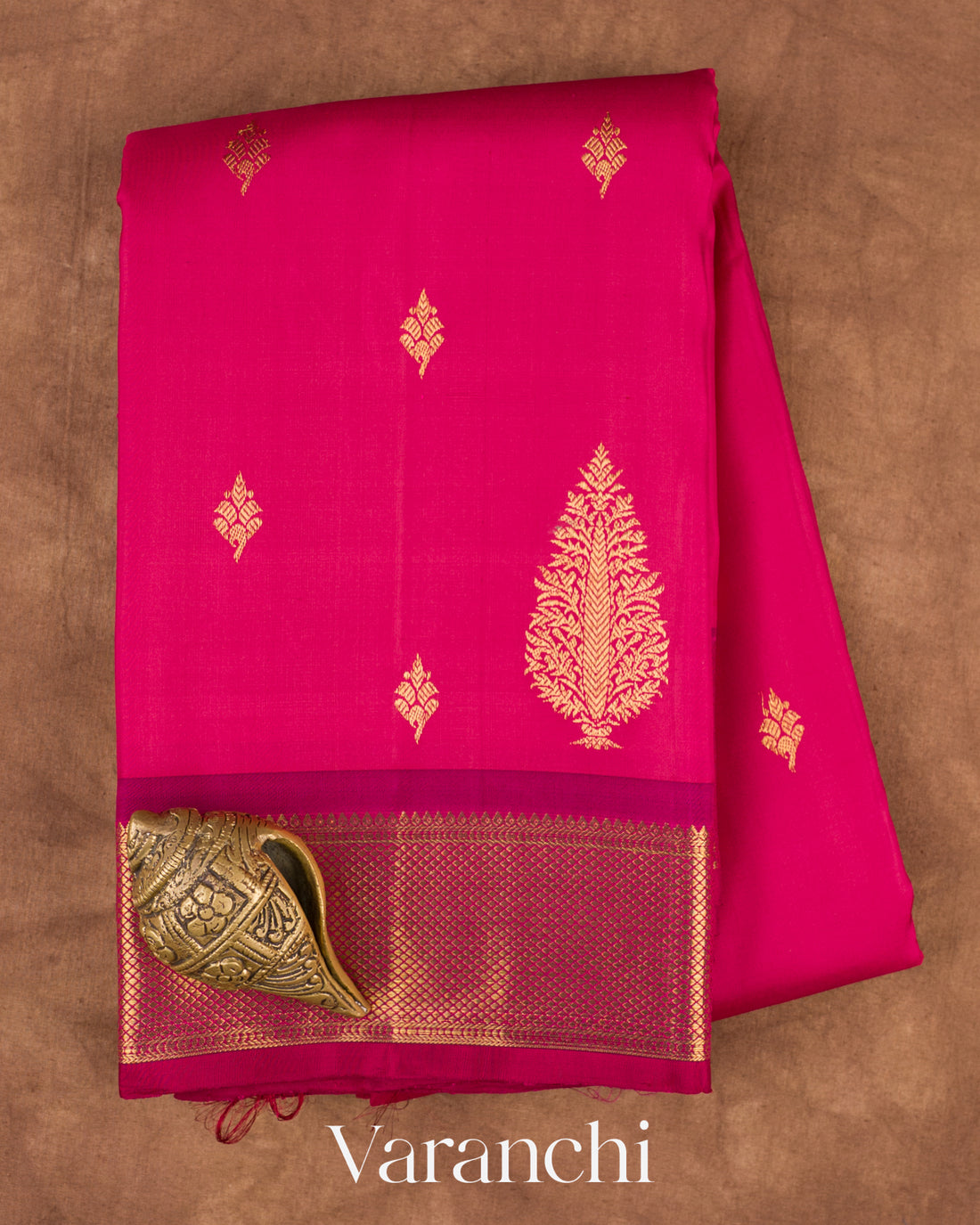 Rani Pink Pure Kanchipuram Silk Handloom Saree — Folded