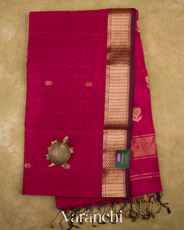 Wine Maroon Zigzag Bordered Pure Maheshwari Silk Cotton Handloom Saree — Full Saree