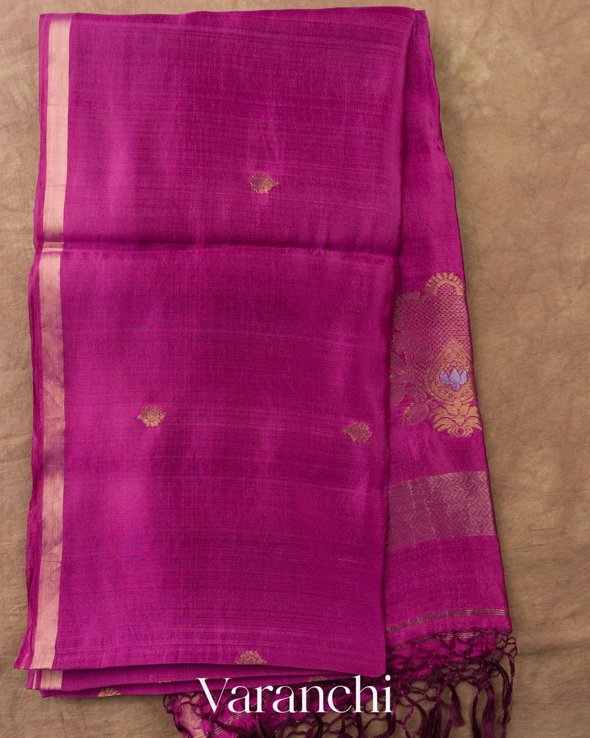 Deep Onion Pink Jamdani Pure Mulberry Silk Handloom Saree — Full Saree