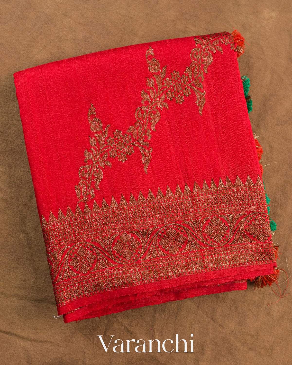 Chilly Red Lehariya Pure Raw Silk Handloom Saree — Folded