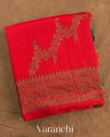 Chilly Red Lehariya Pure Raw Silk Handloom Saree — Folded