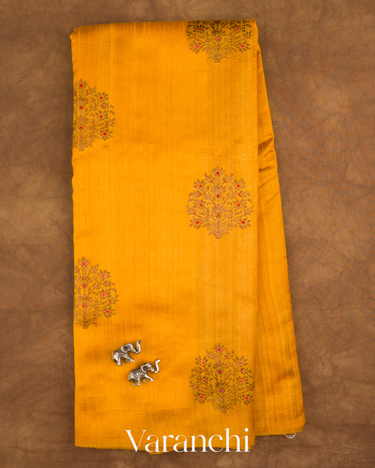Turmeric Yellow Borderless Pure Raw Silk Handloom Saree — Full Saree