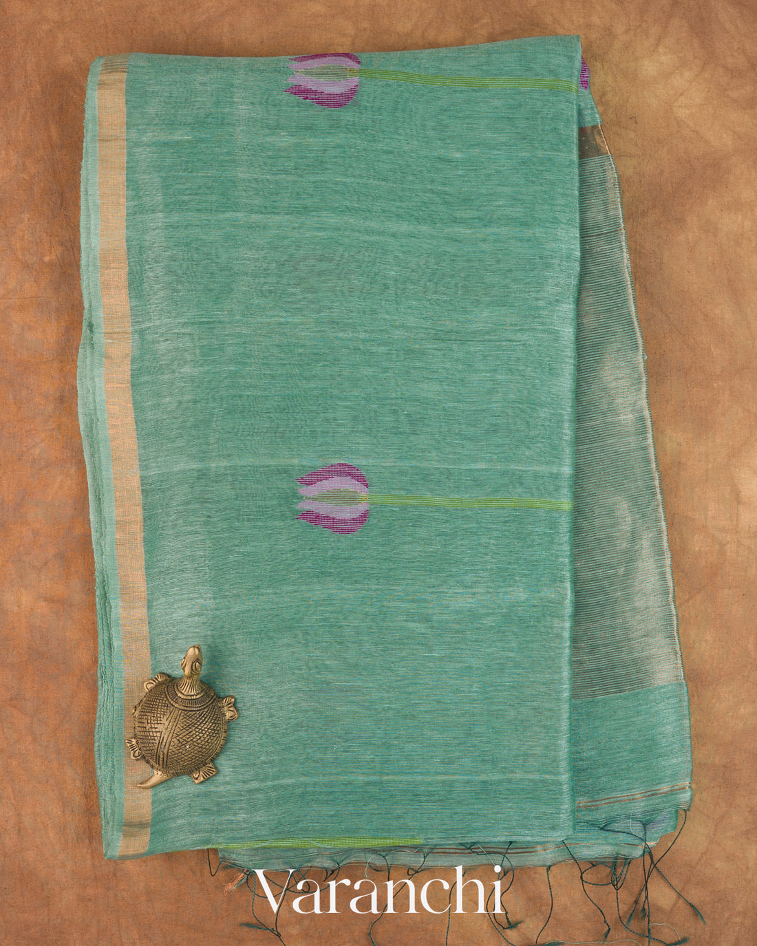 Sea Green Lotus Jamdani Pure Silk Linen Handloom Saree — Full Saree
