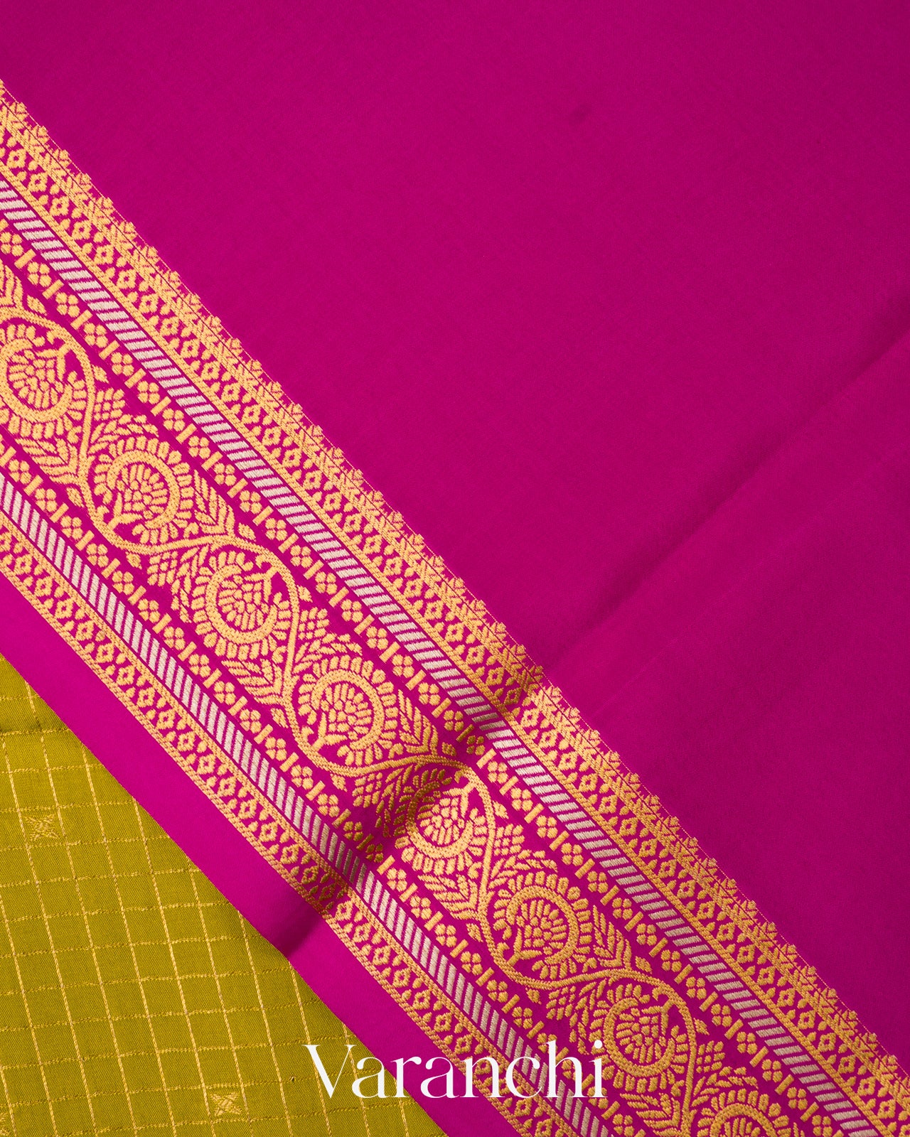 Mehendi Green Checkered Pure Mysore Crepe Silk Saree