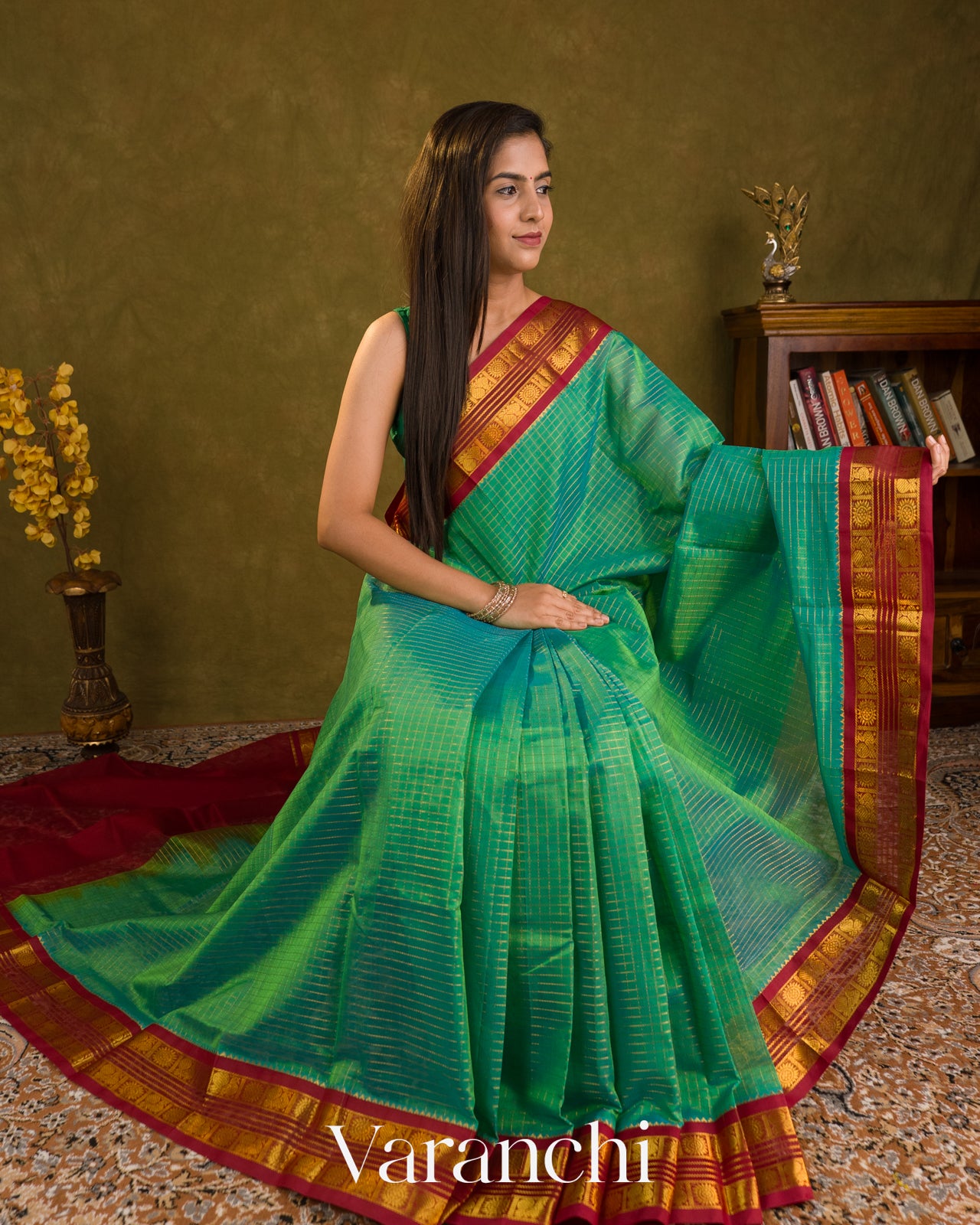 Bright Emerald Green Pure Kanchipuram Silk Cotton Handloom Saree