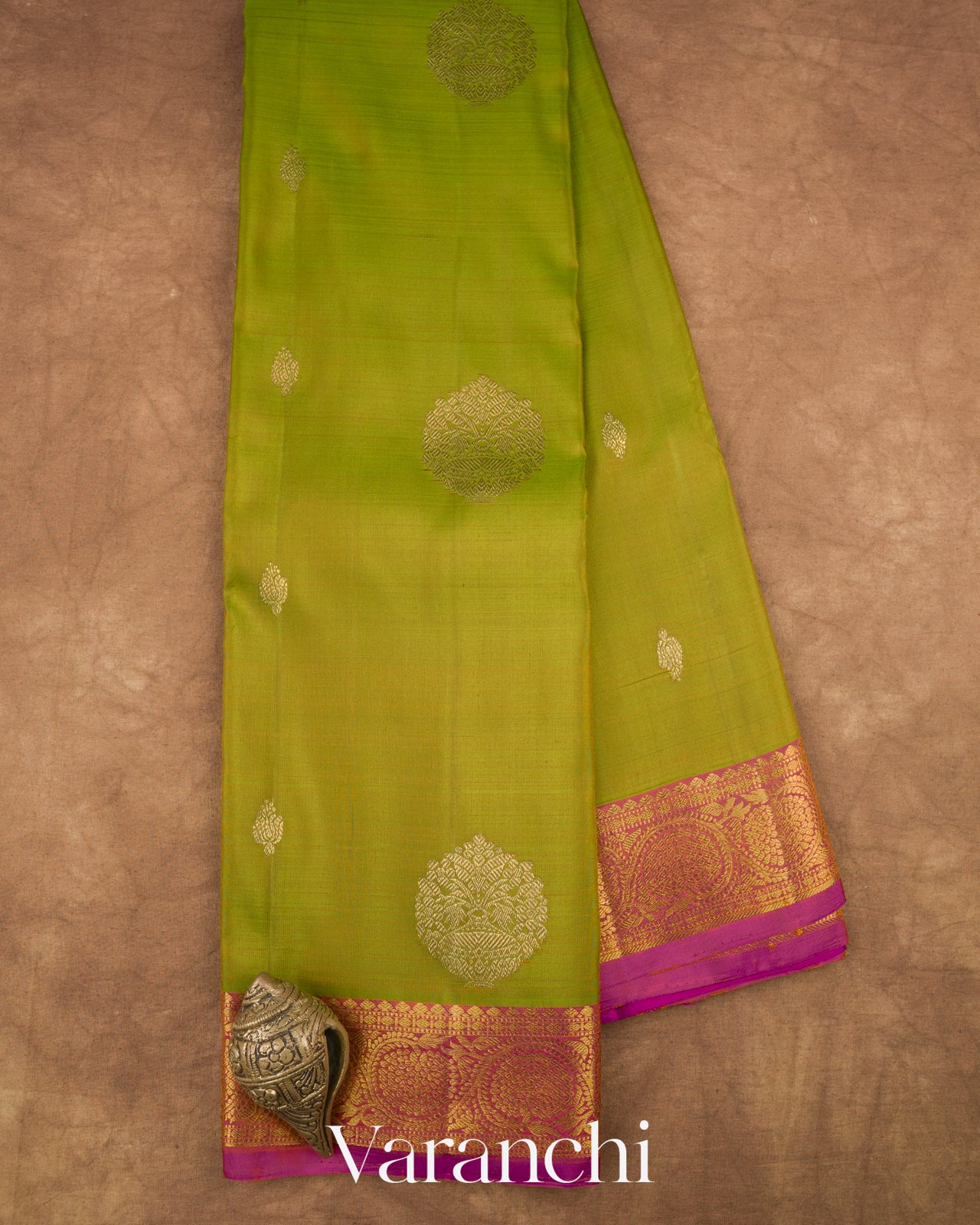 Parrot Green Pure Kanchipuram Silk Handloom Saree