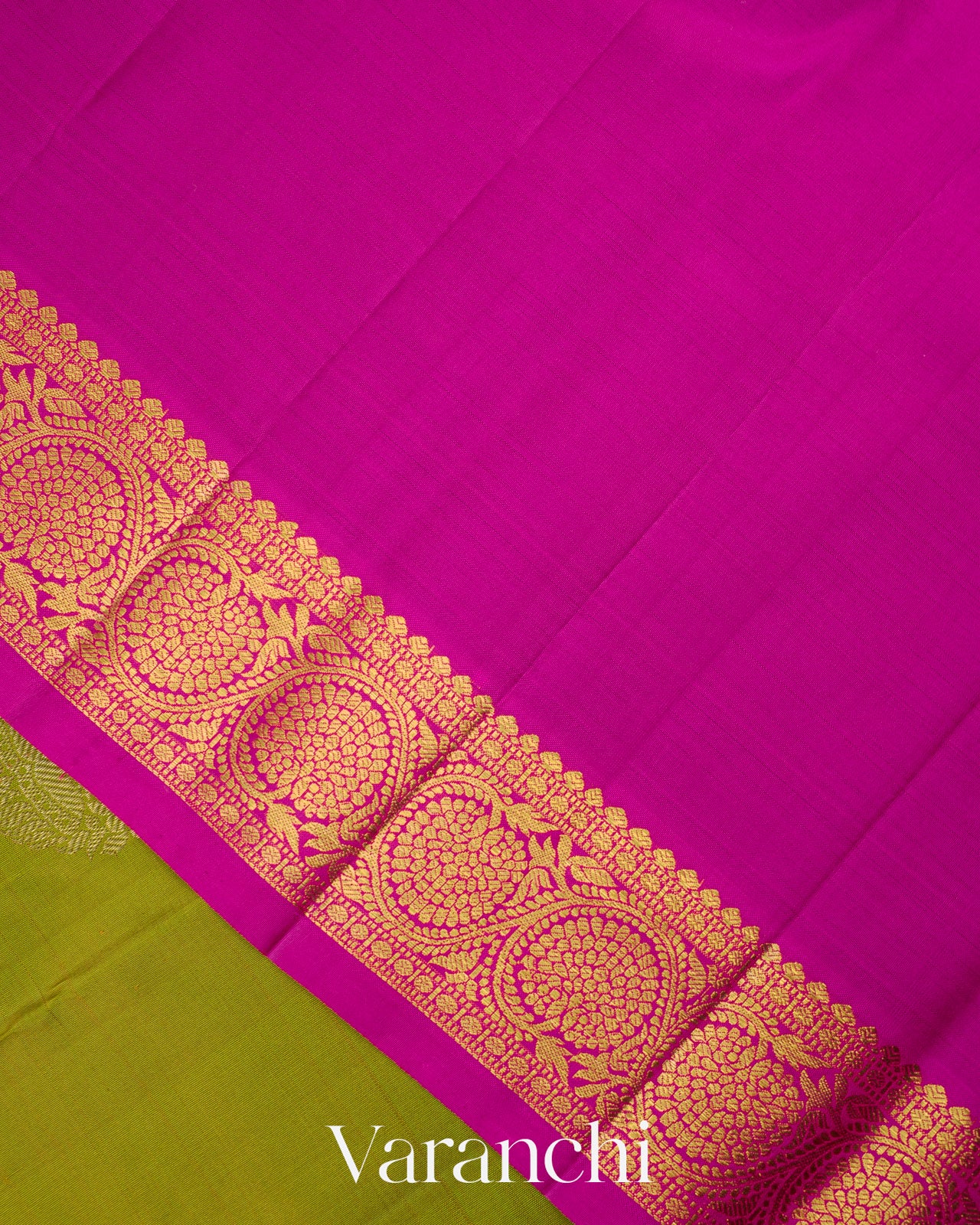 Parrot Green Pure Kanchipuram Silk Handloom Saree