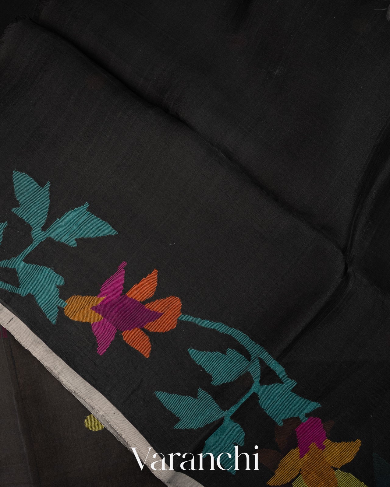 Black Floral Jamdani Pure Muslin Handloom Saree