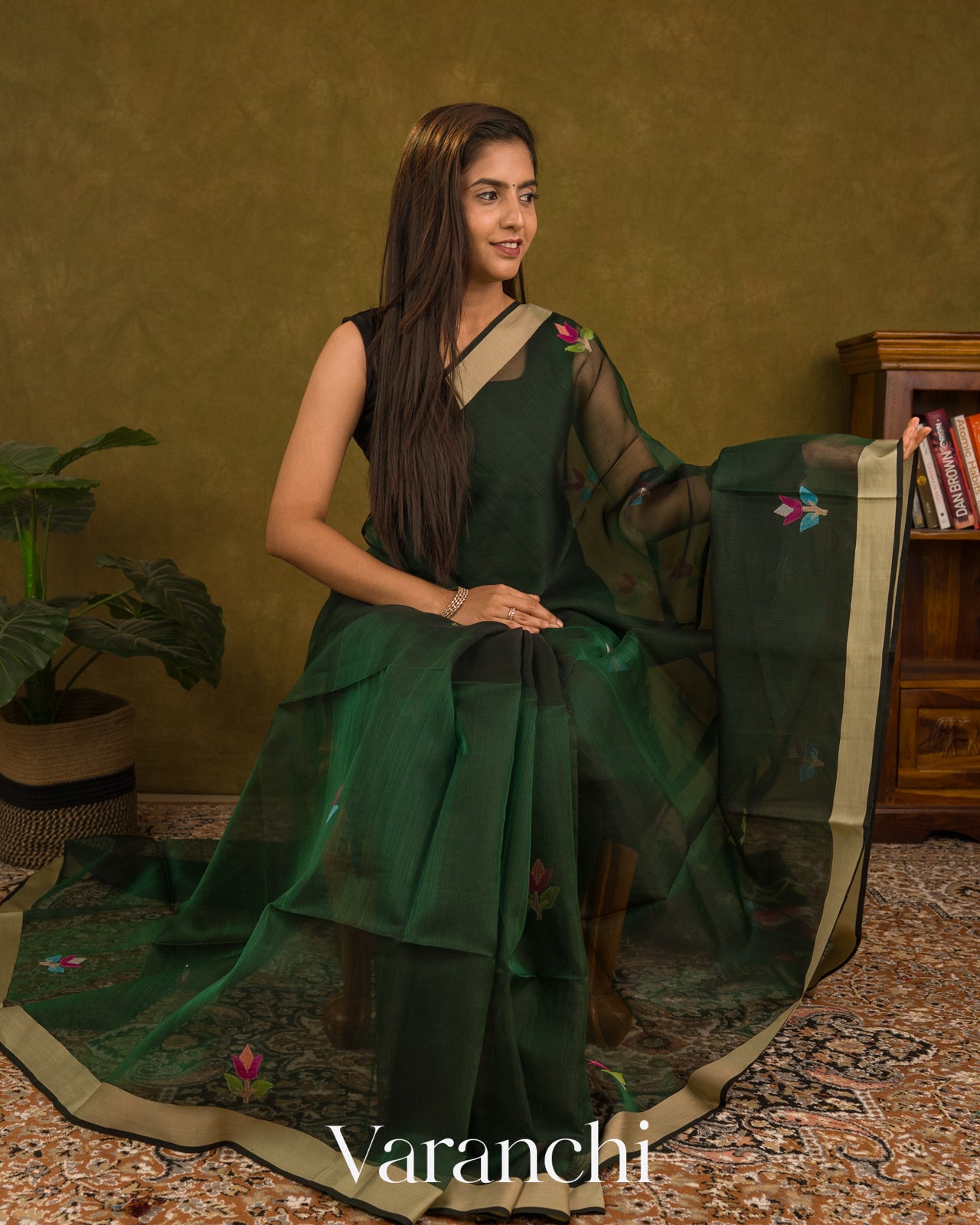 Bottle Green Jamdani Pure Muslin Silk Handloom Saree