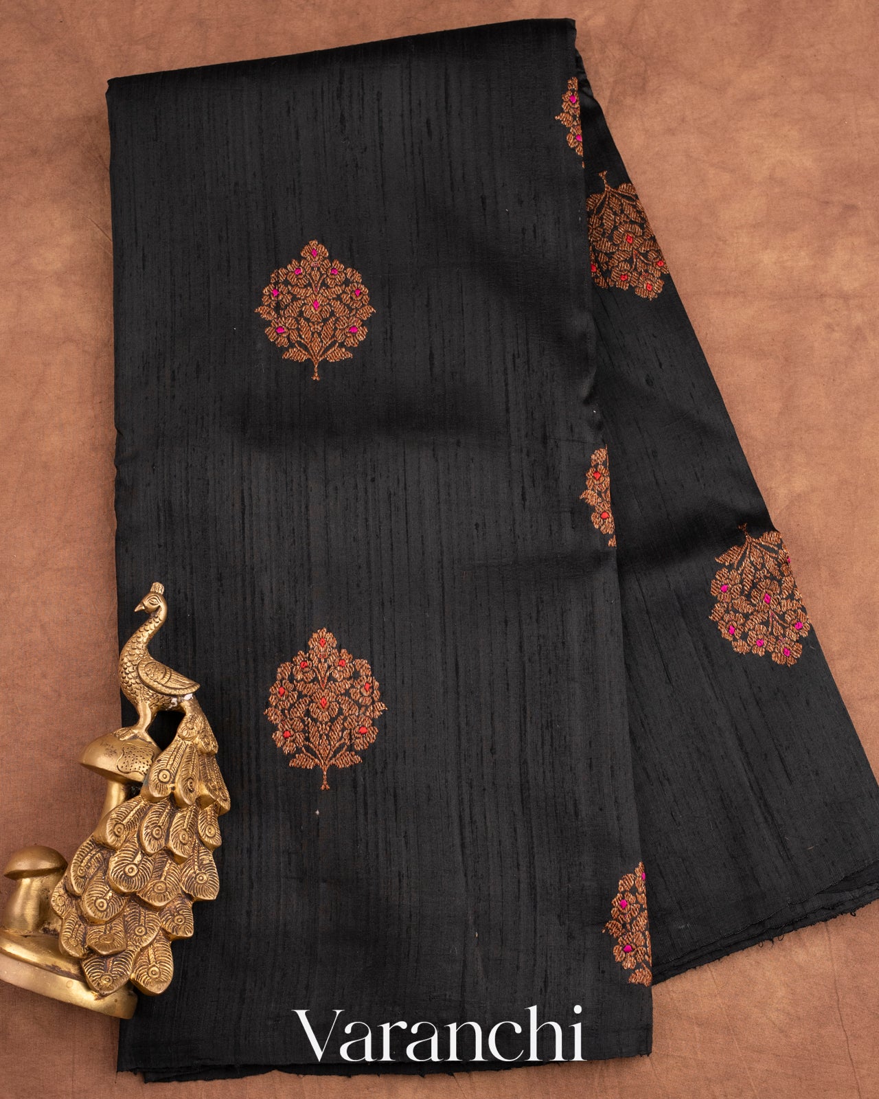 Black Borderless Pure Raw Silk Handloom Saree