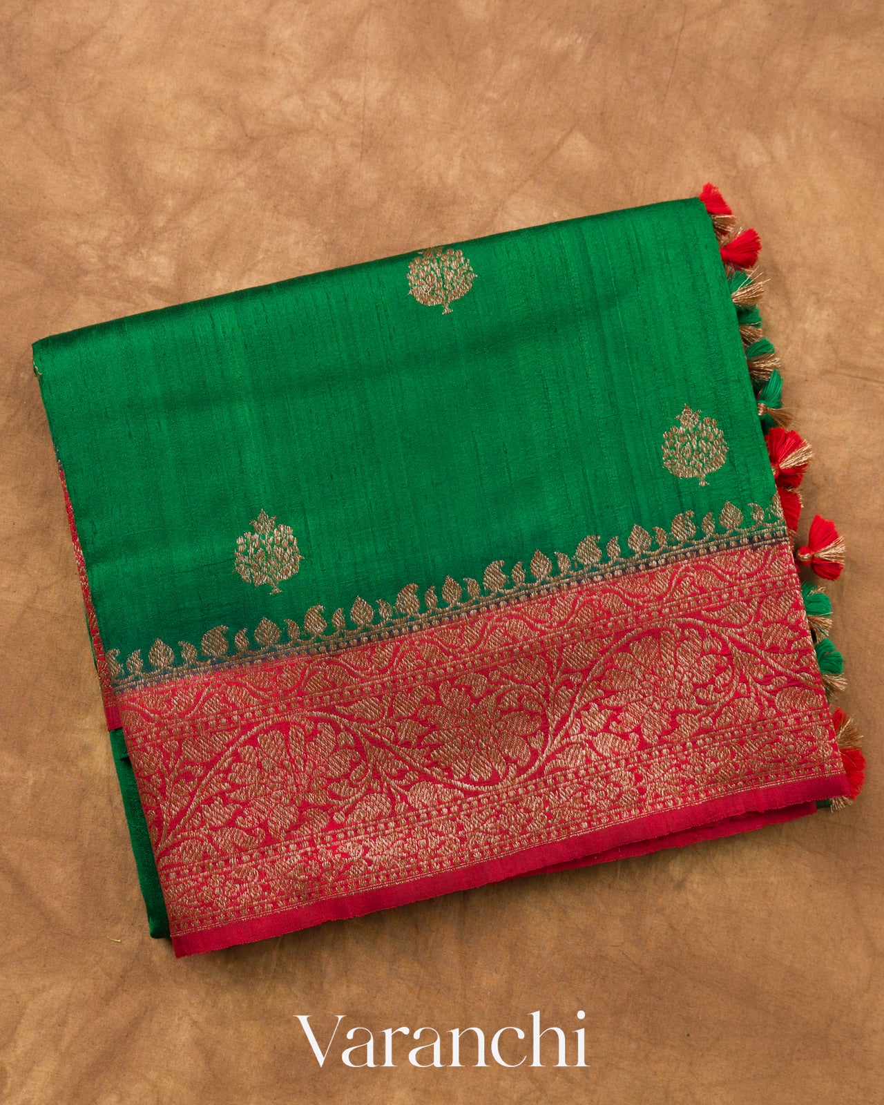 Emerald Green Pure Raw Silk Handloom Saree