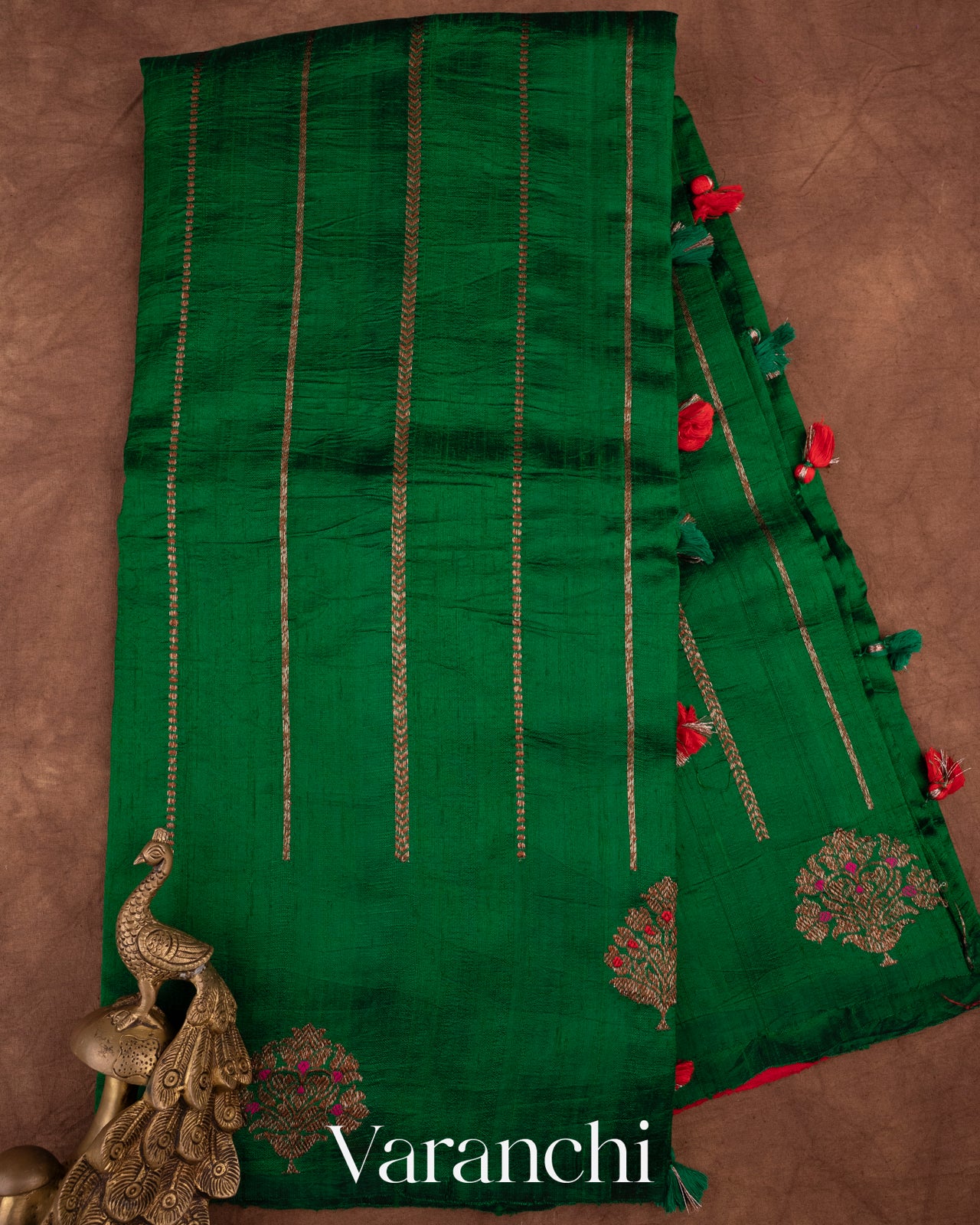 Bottle Green Borderless Striped Pure Raw Silk Handloom Saree