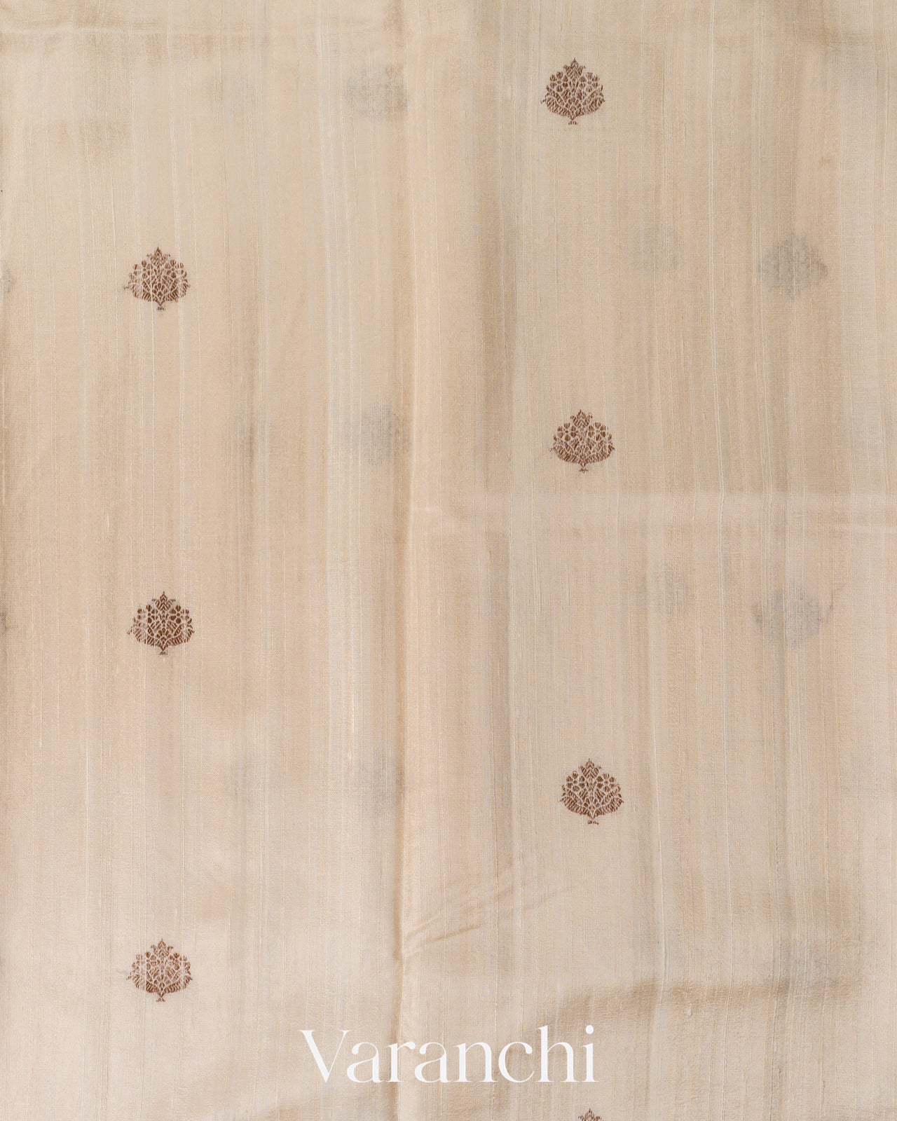 Pearl White Pure Raw Silk Handloom Saree