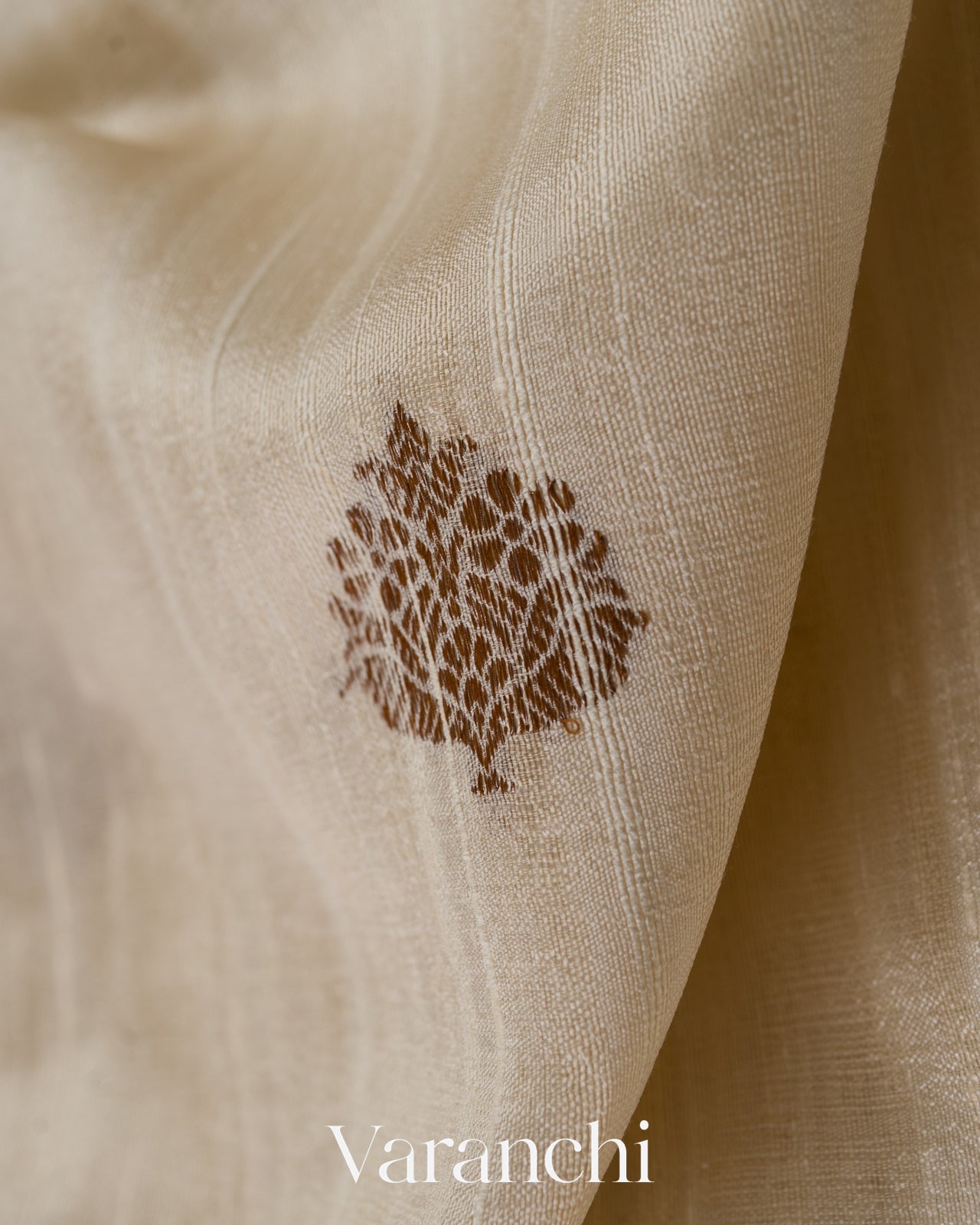 Pearl White Pure Raw Silk Handloom Saree