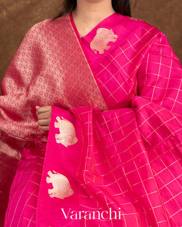 Bright Rani Pink Checks Pure Raw Mango Silk Handloom Saree