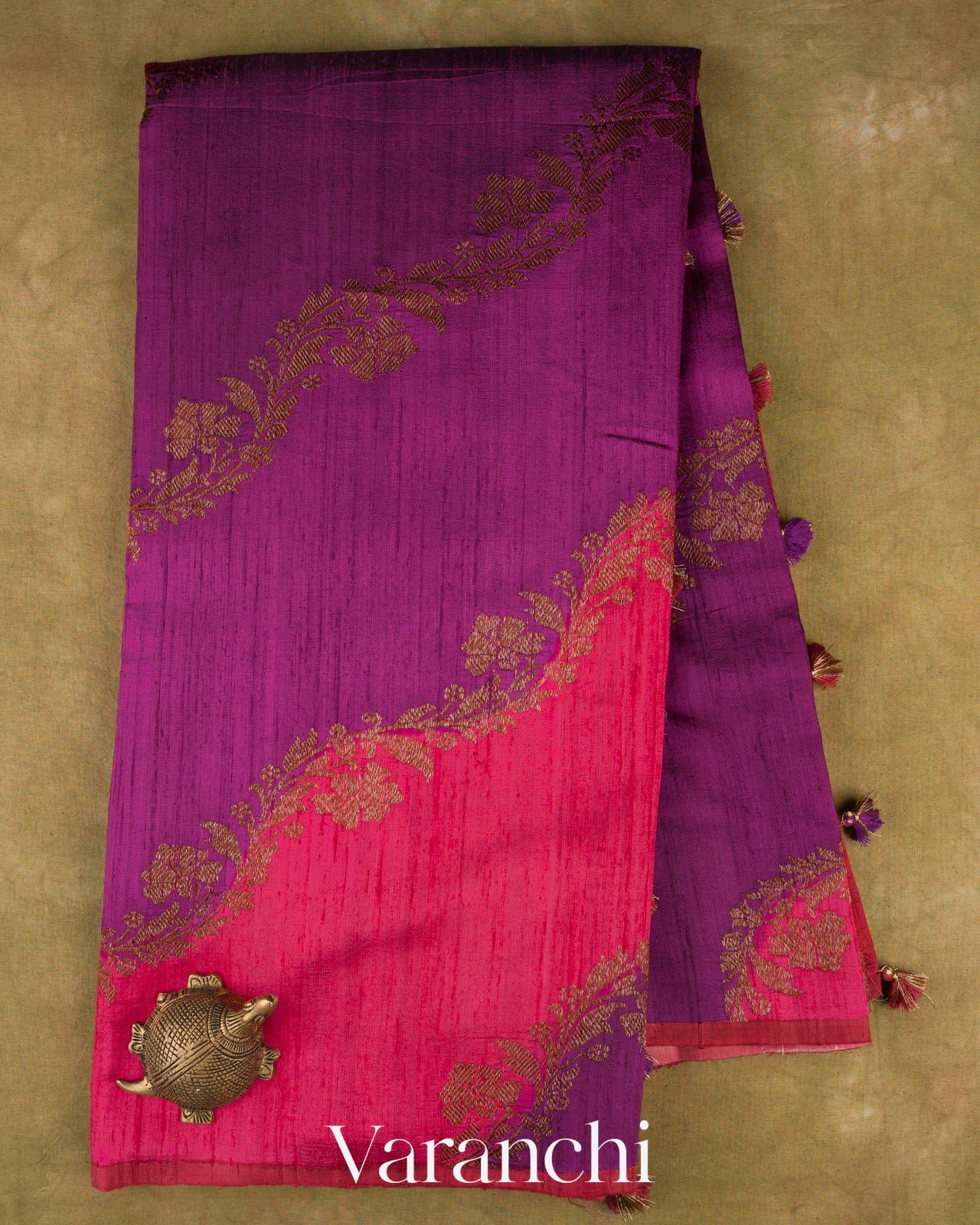 Magenta Borderless Tricolour Rangkaat Pure Raw Silk Handloom Saree