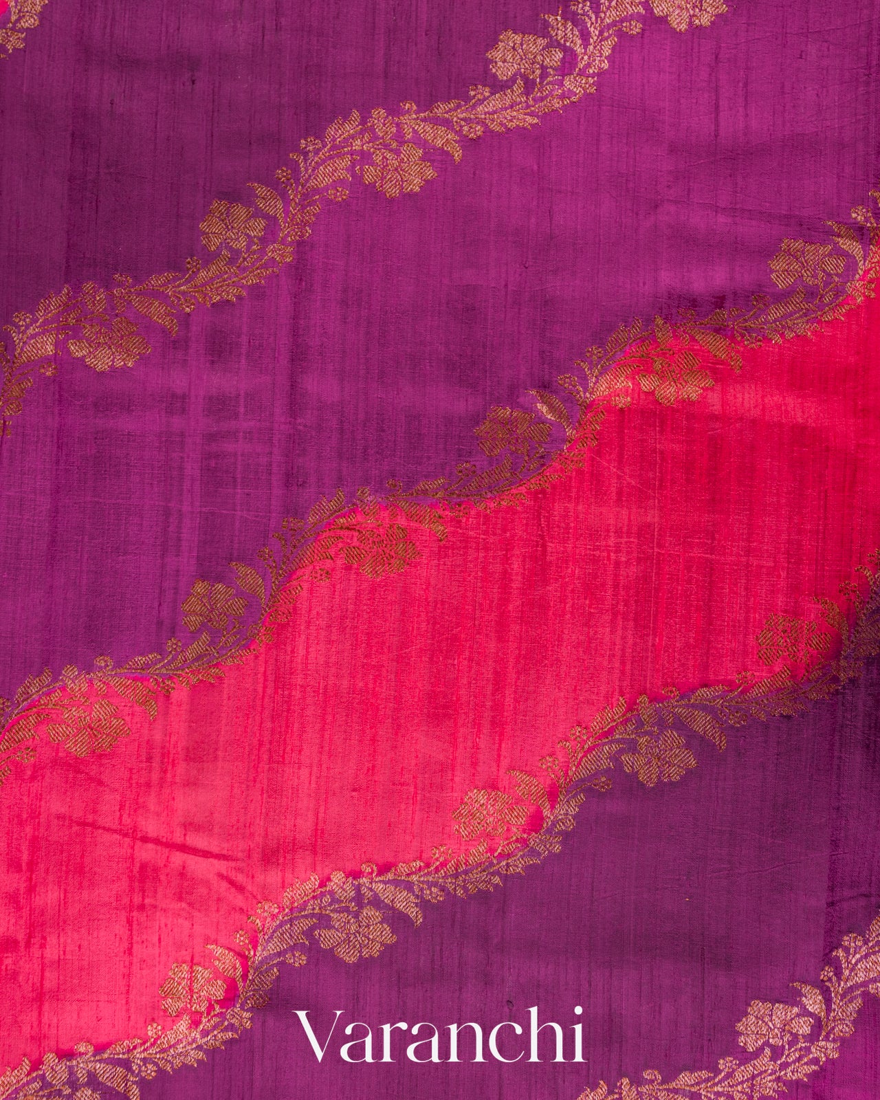 Magenta Borderless Tricolour Rangkaat Pure Raw Silk Handloom Saree