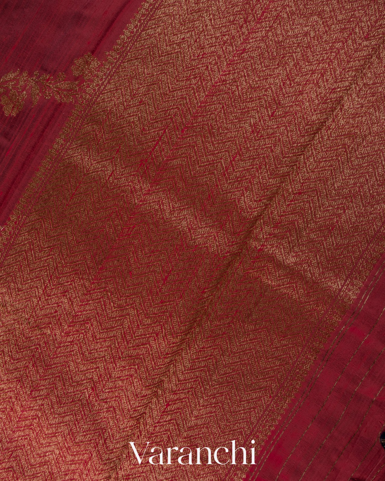 Crimson Red Lehariya Pure Raw Silk Handloom Saree