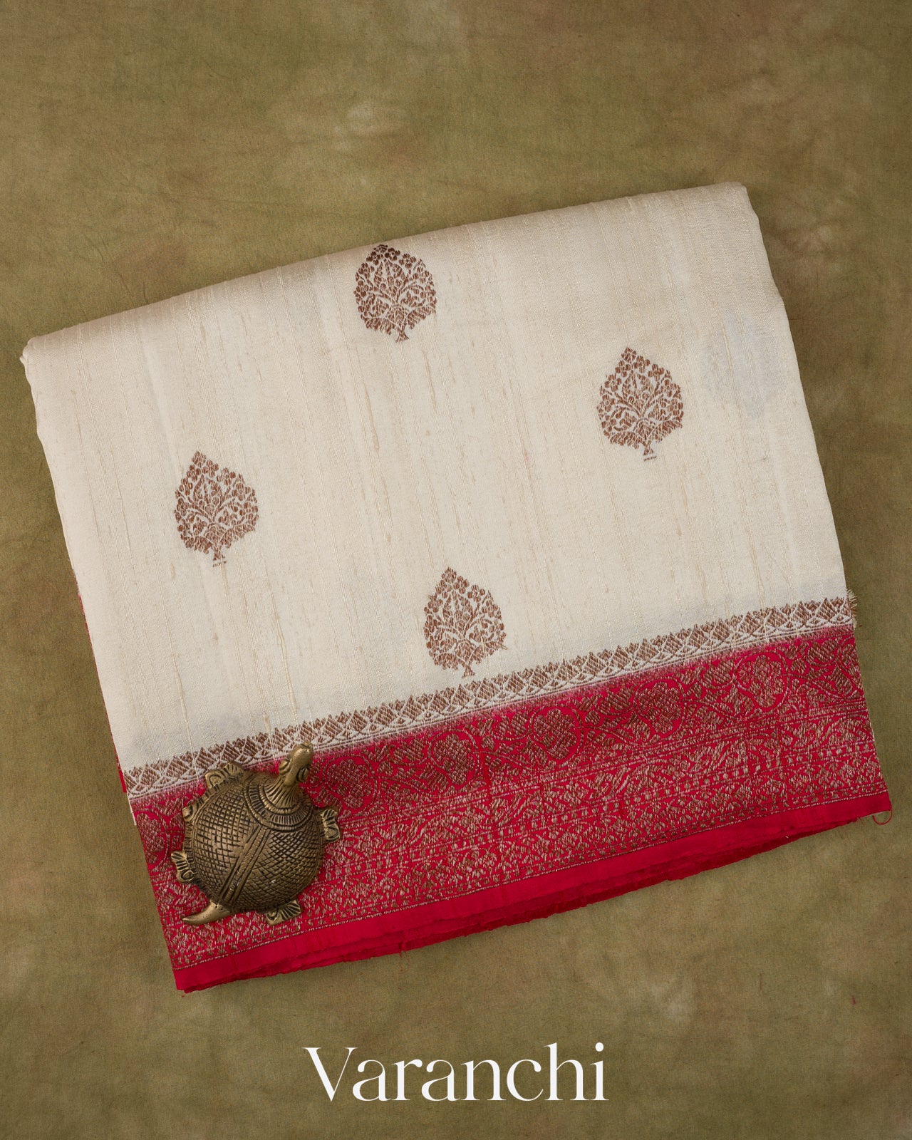 Ivory Pure Raw Silk Handloom Saree