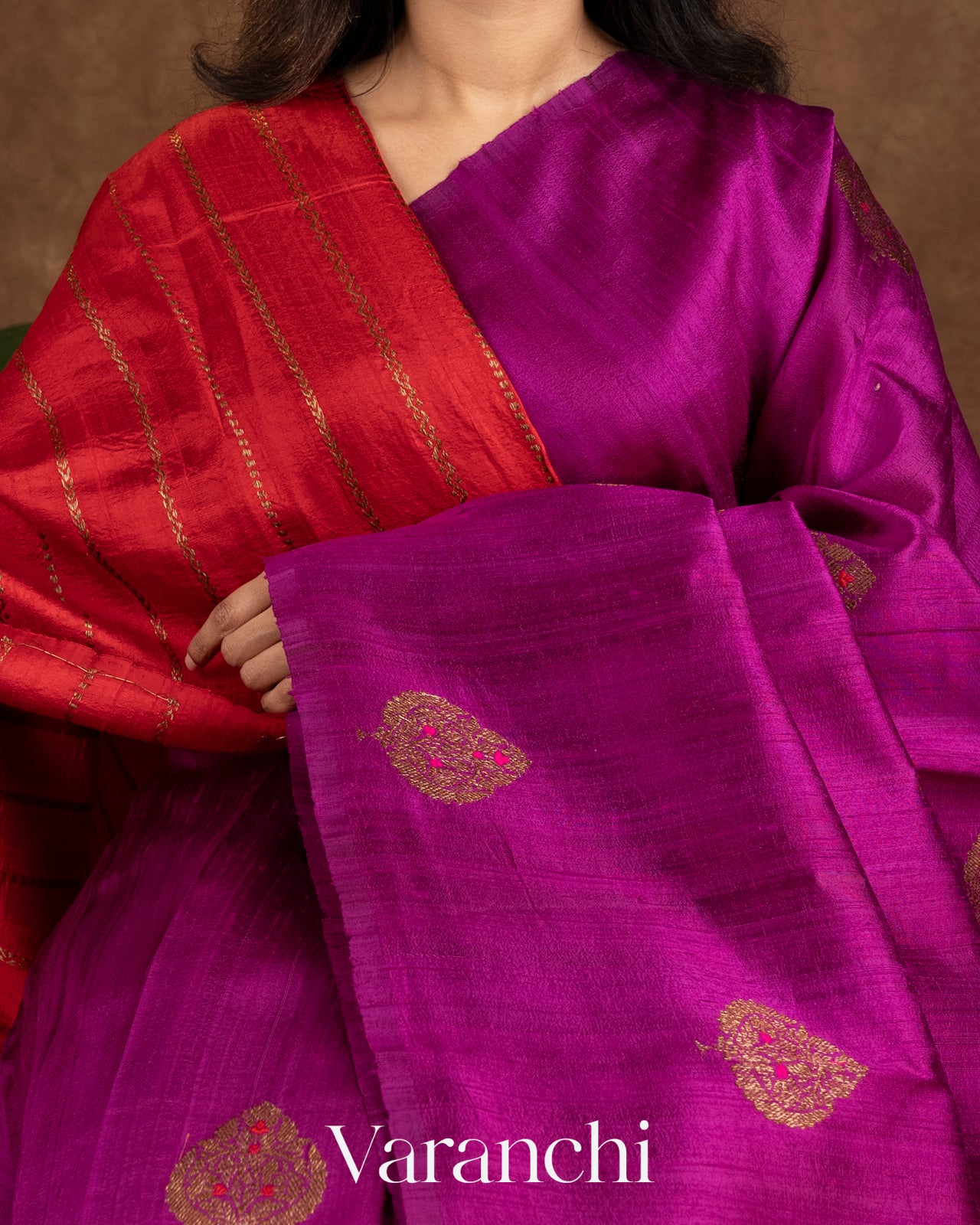 Regal Purple Raw Silk Borderless Handloom Saree 