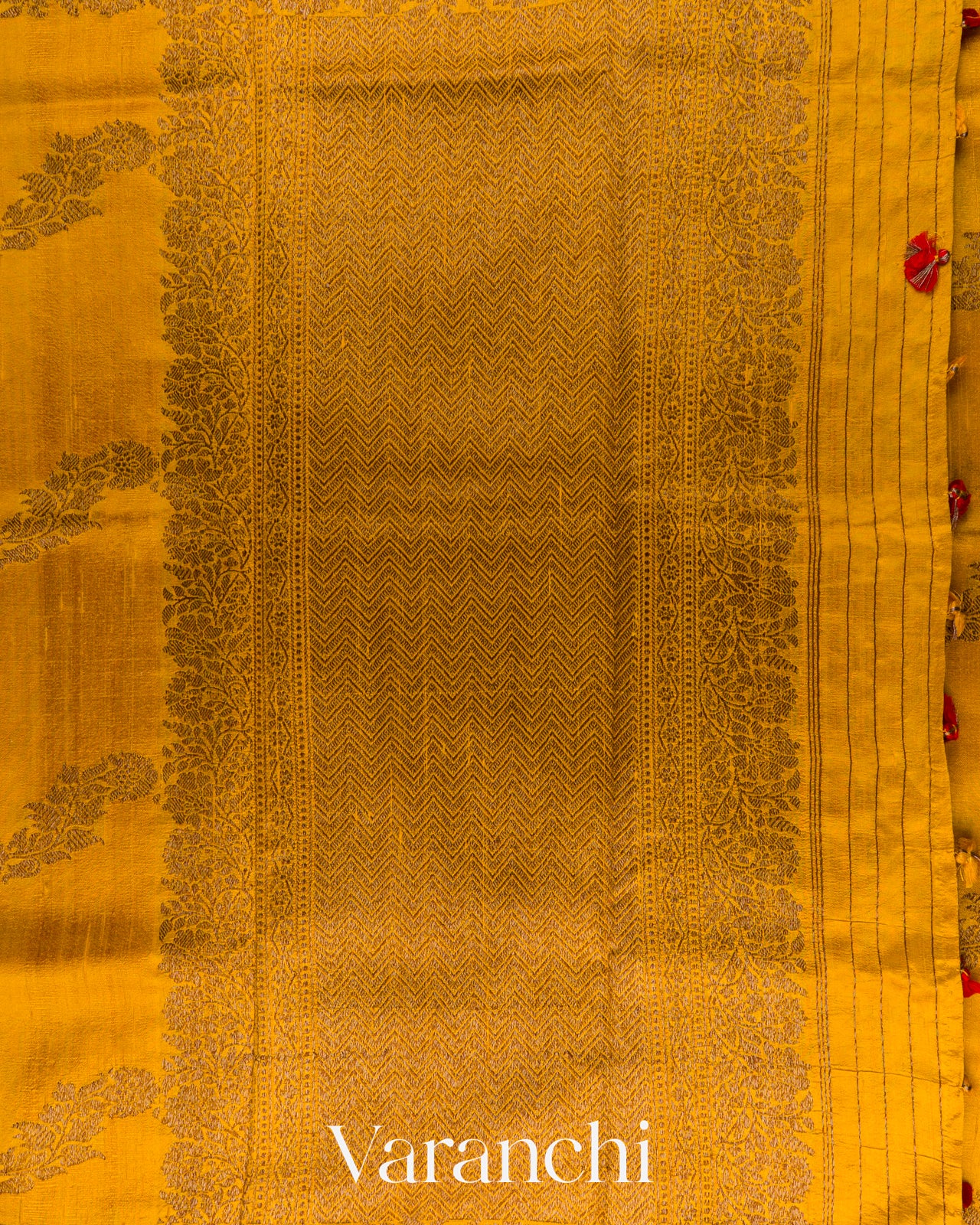 Turmeric Yellow Lehariya Pure Raw Silk Handloom Saree